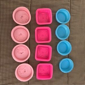 Vibrant Purple Soap Dishes Set